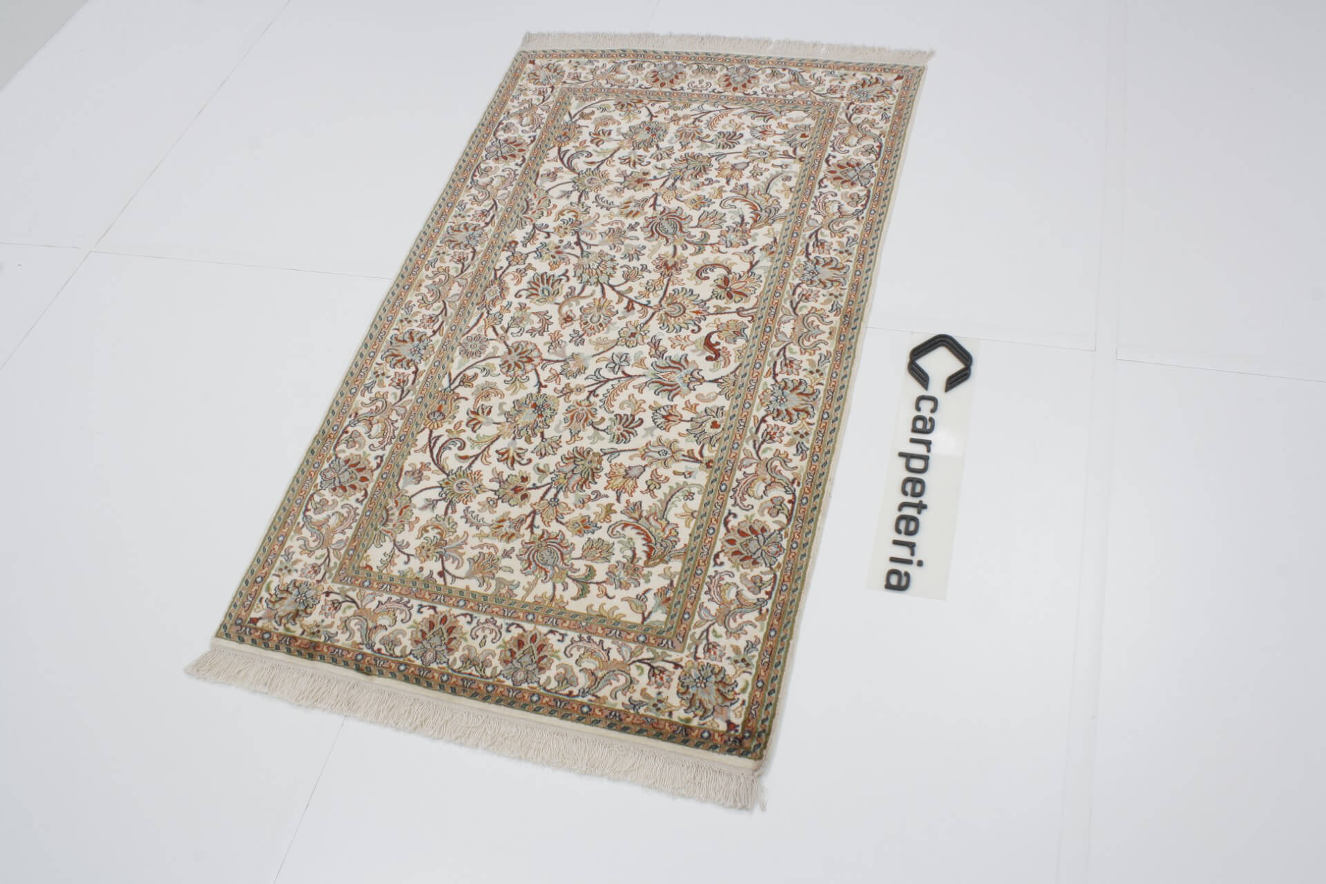 Kashmir Silk Exclusive