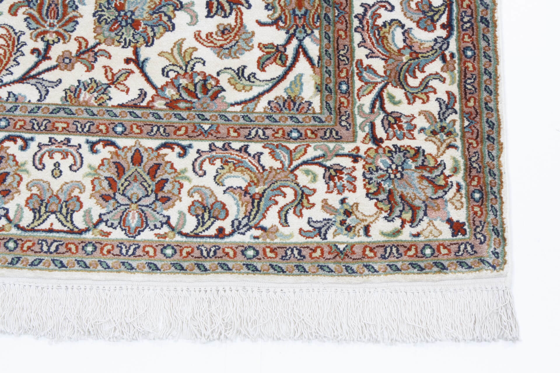 Kashmir Silk Exclusive