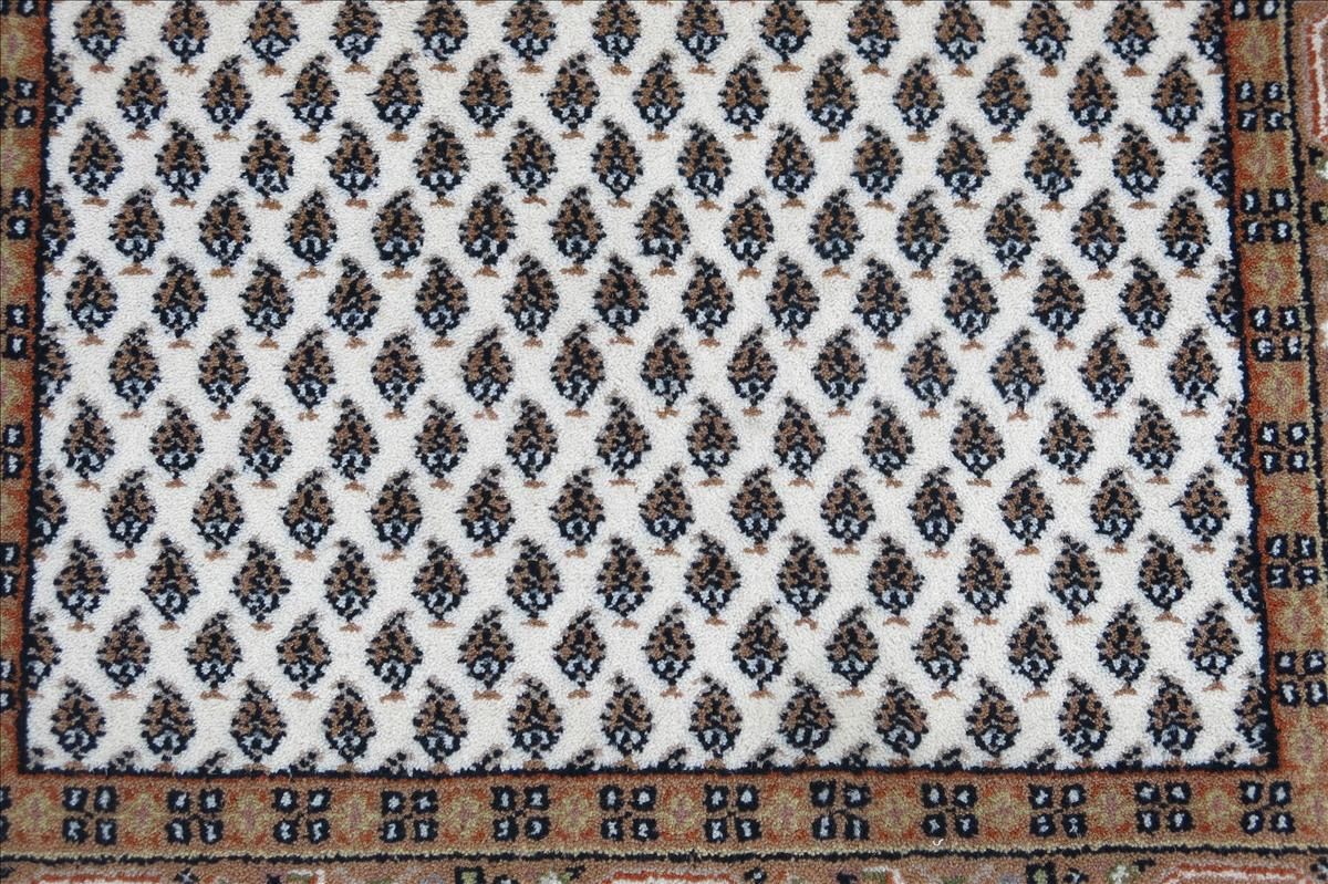 Oriental rug Mir