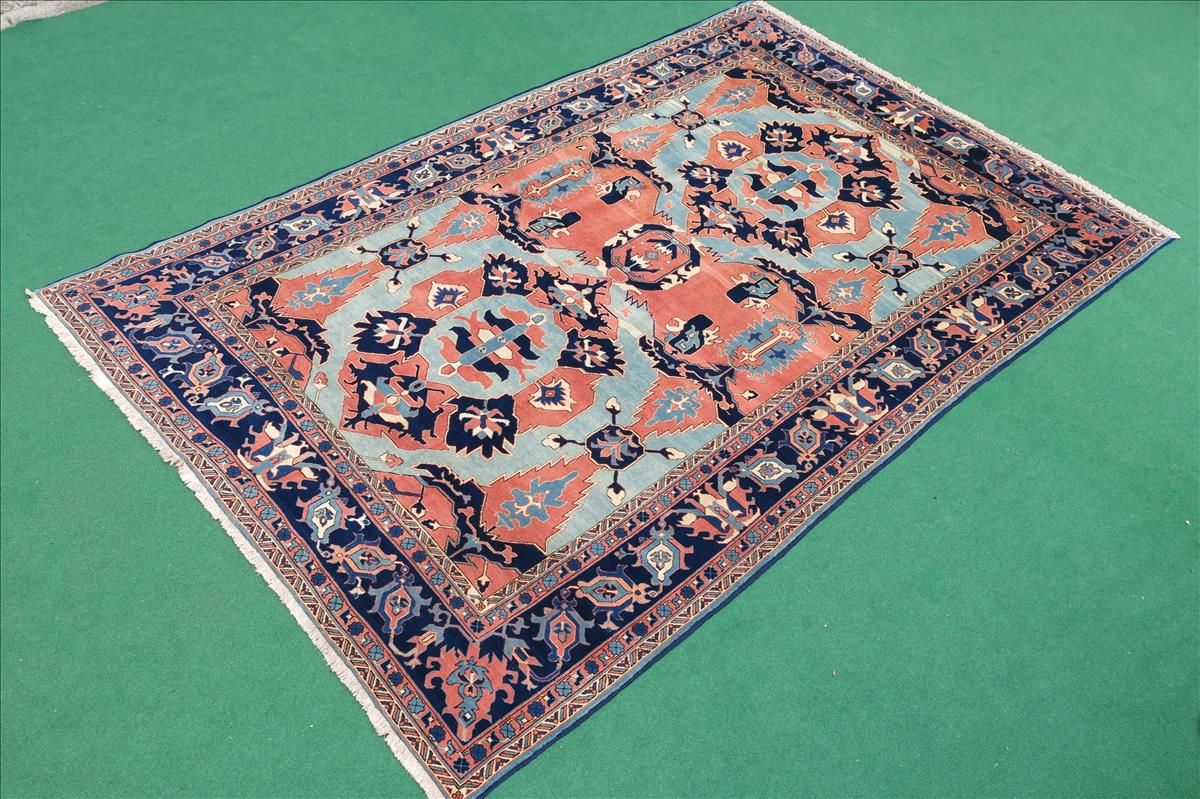 Oriental rug Heriz Royal