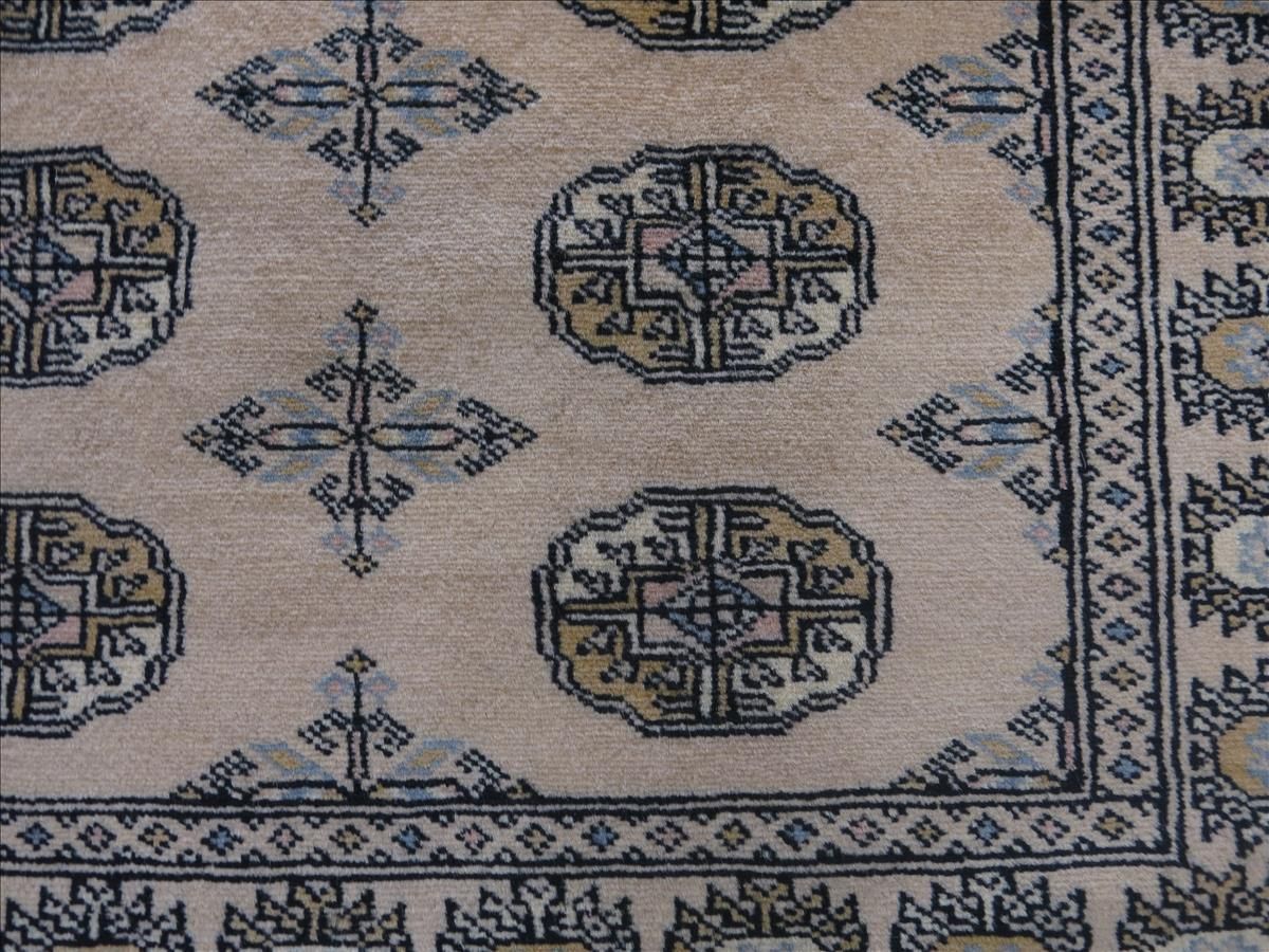 Oriental rug Bukhara Exclusive