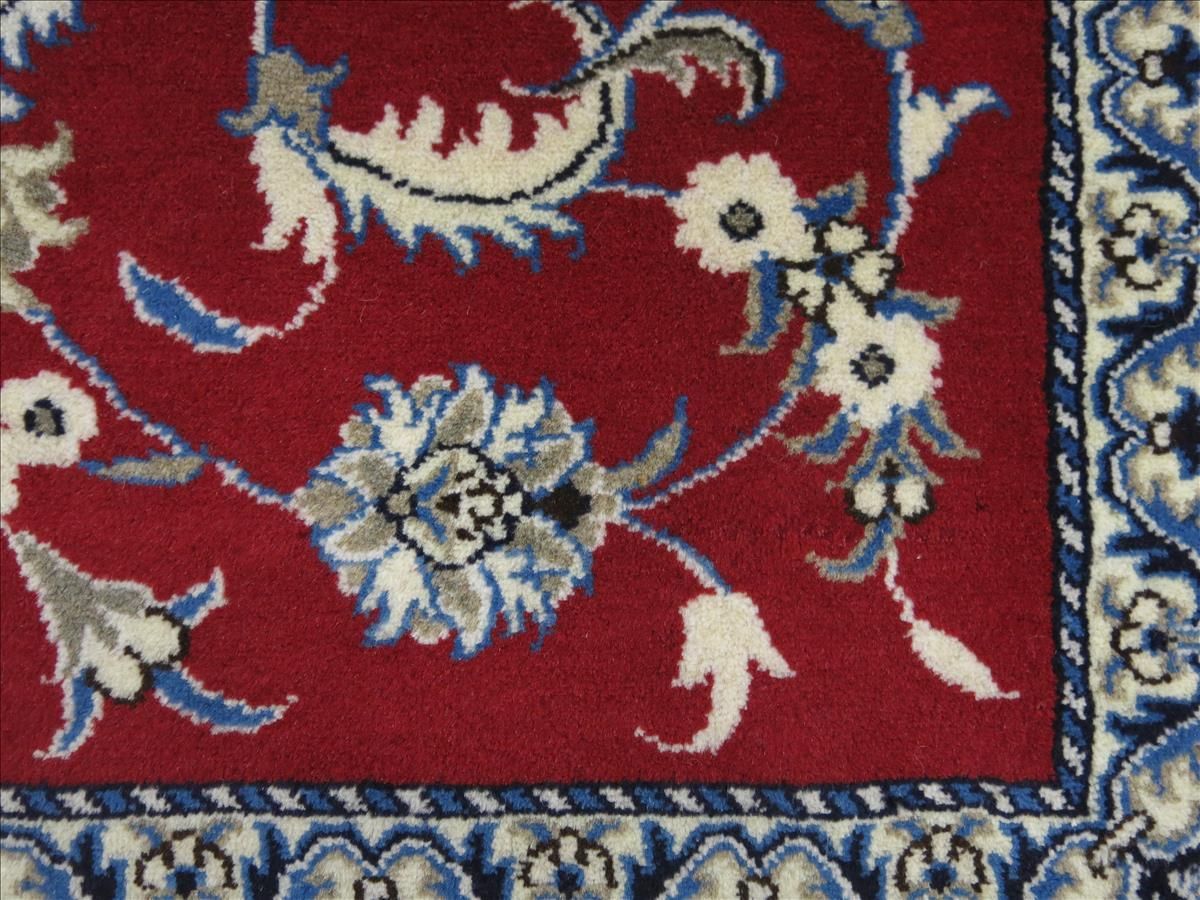 Oriental rug Nain Cavir