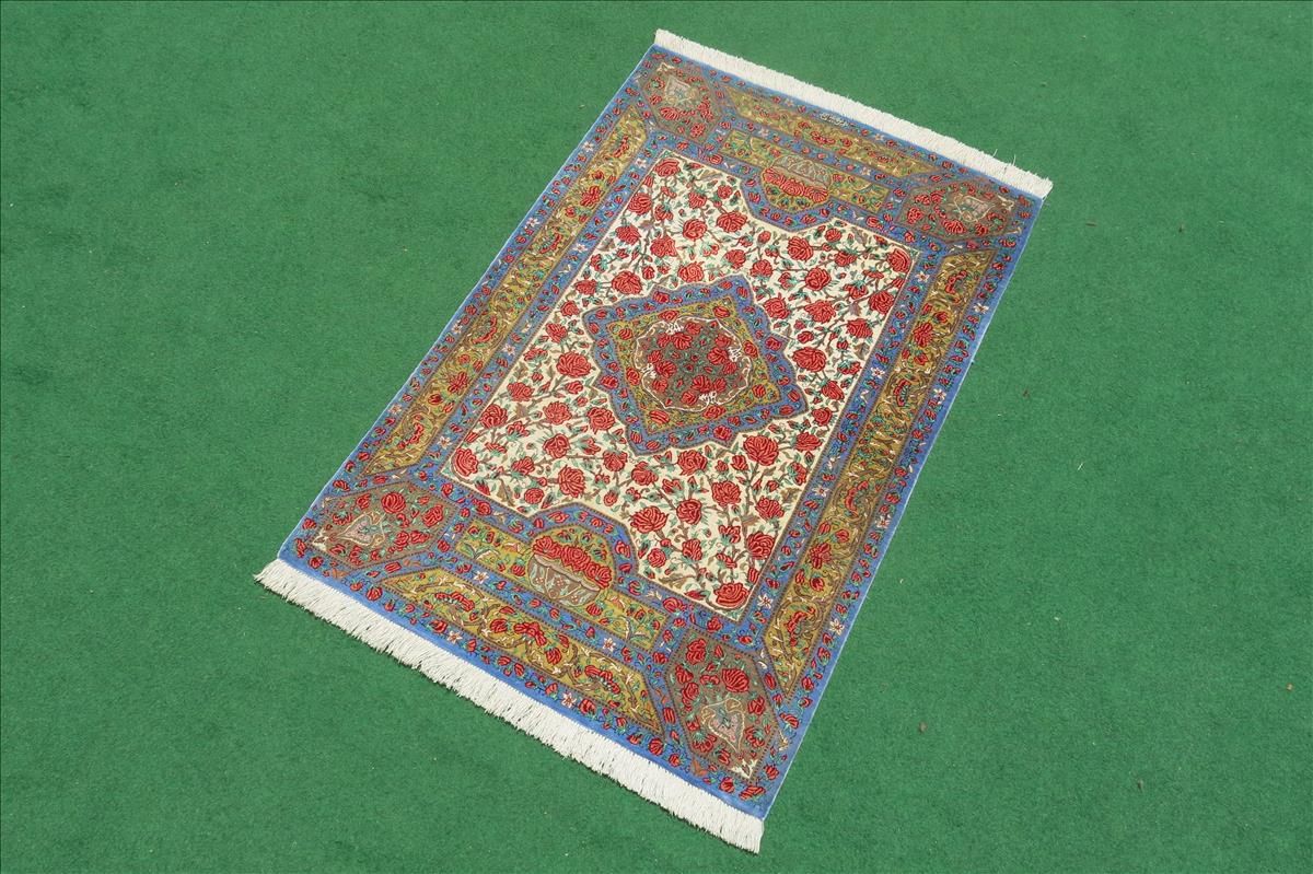 Oriental rug Ghom Silk Royal