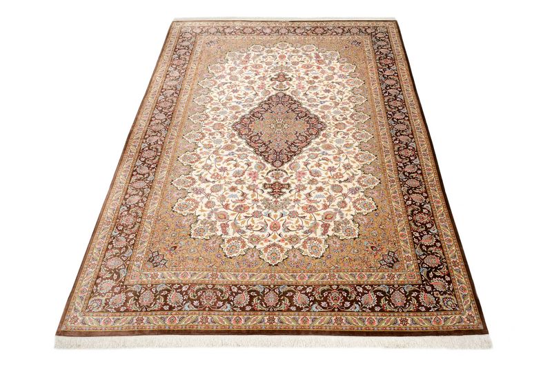 Persian rug Ghom Silk Royal