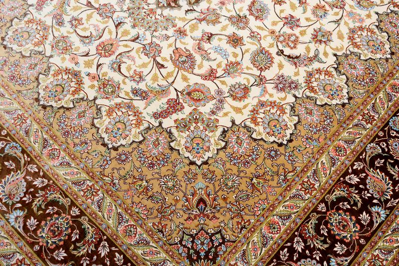 Persian rug Ghom Silk Royal