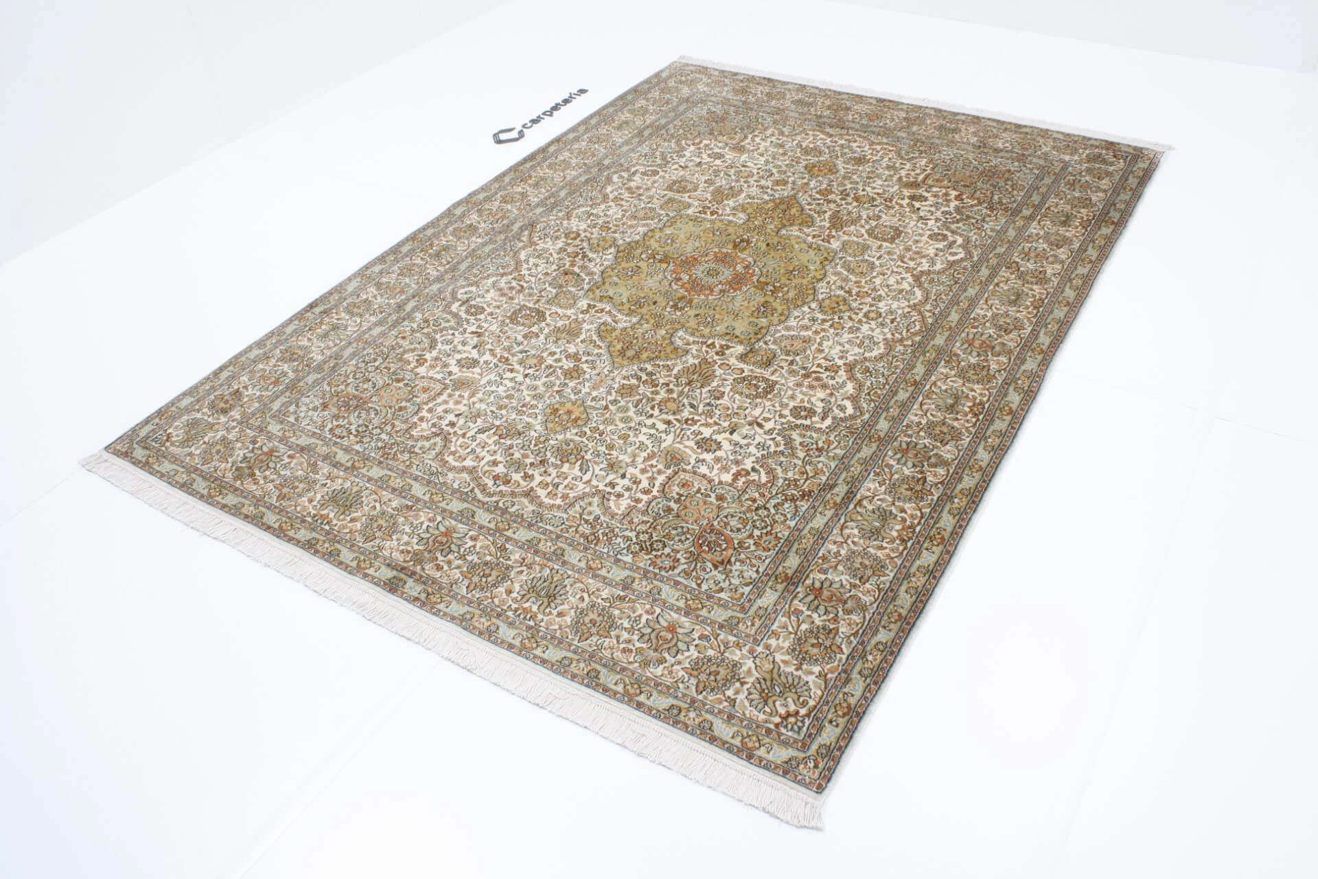 Kashmir Silk Exclusive