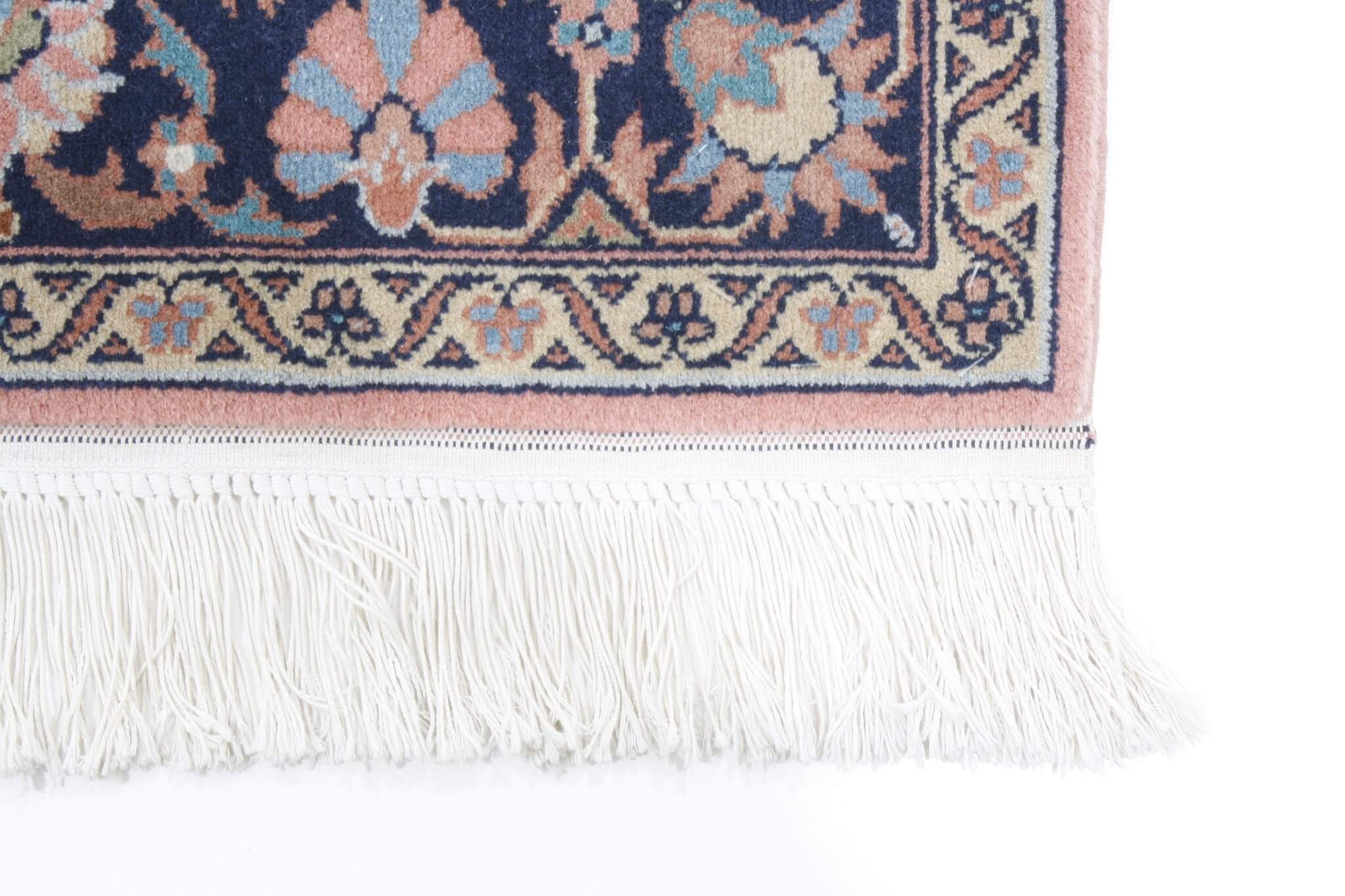 Persian rug Saruq