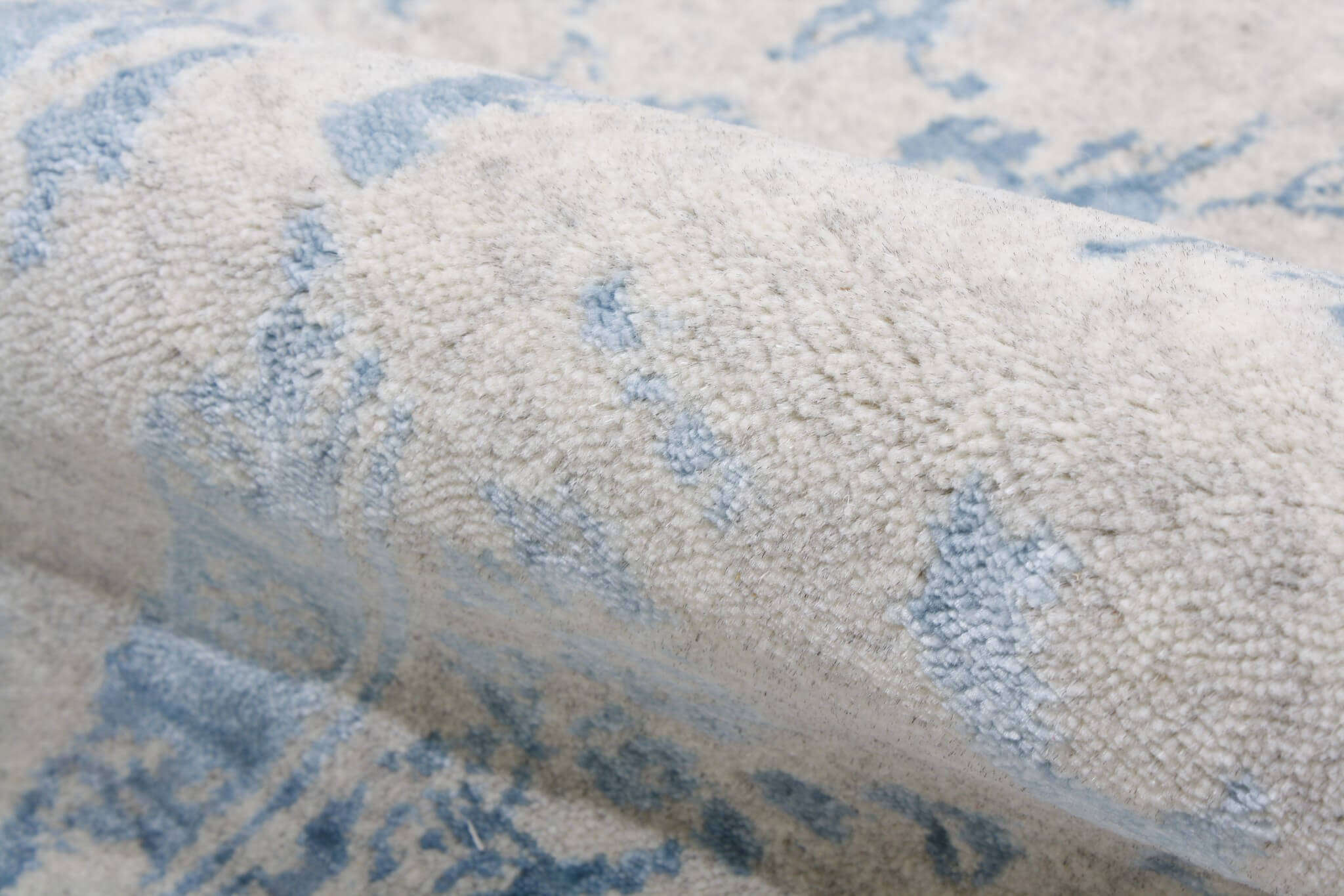 Moderner Teppich Ikat Royal