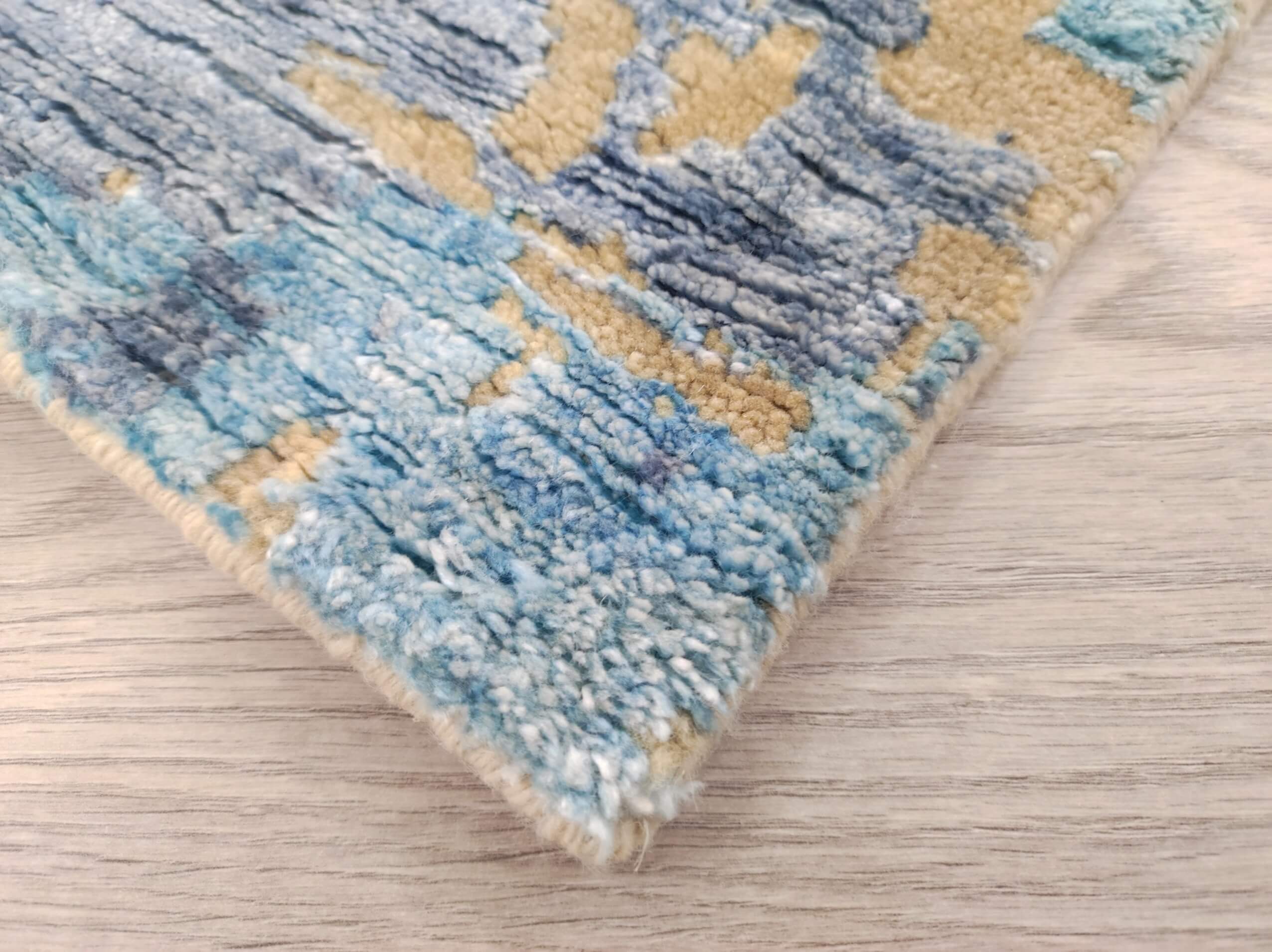 Moderner Teppich Ikat Royal