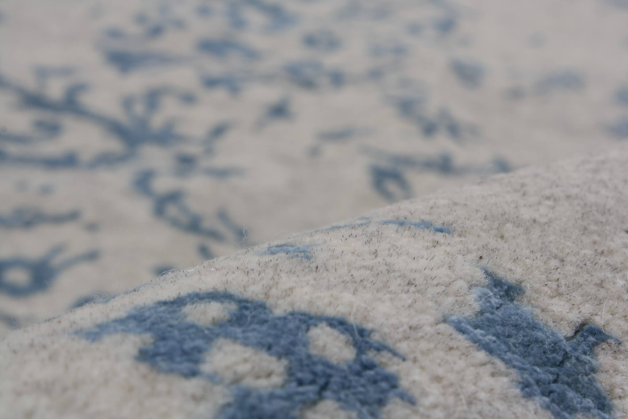 Moderner Teppich Ikat Royal