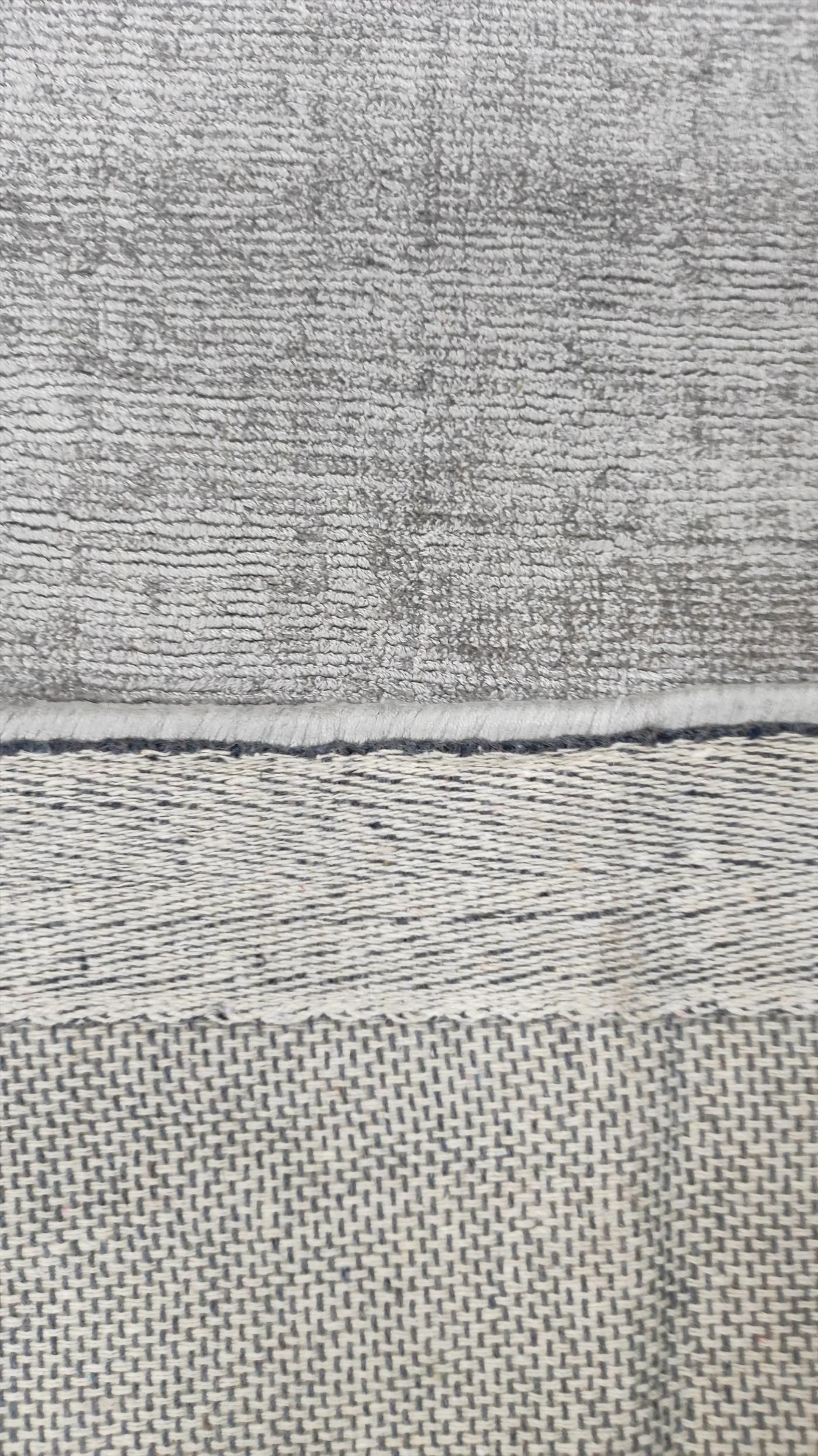 Moderner Teppich Garous Tuft