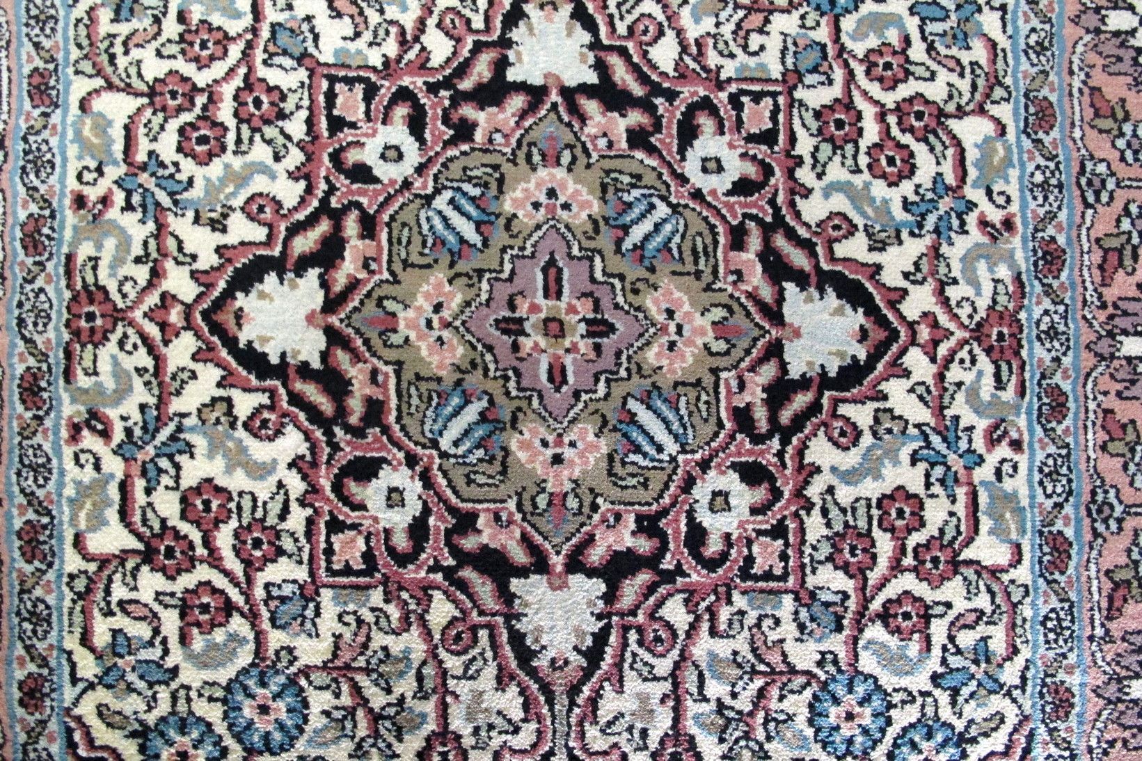 Oriental rug Kashmir Exclusive