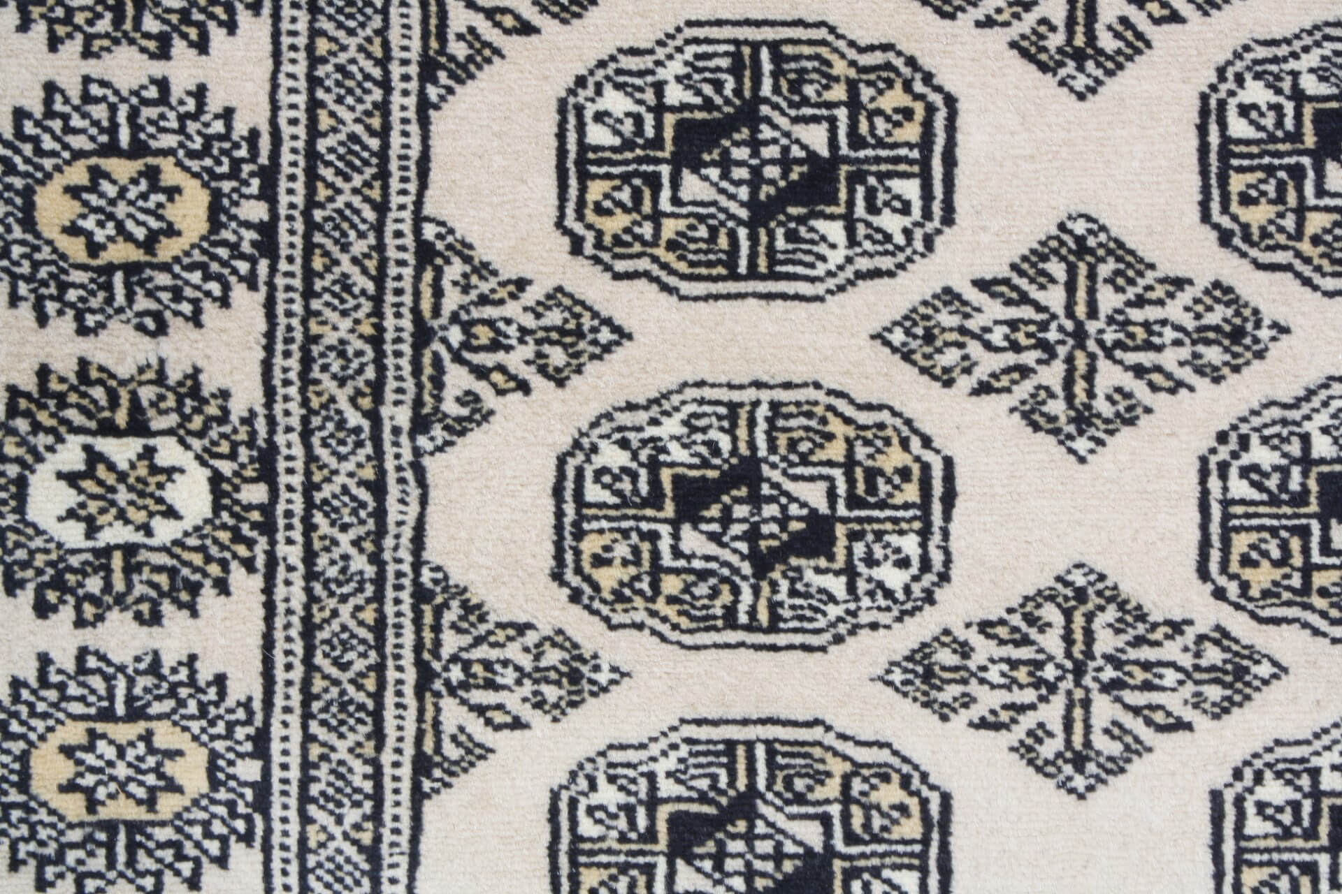 Orientteppich Bukhara Exklusiv