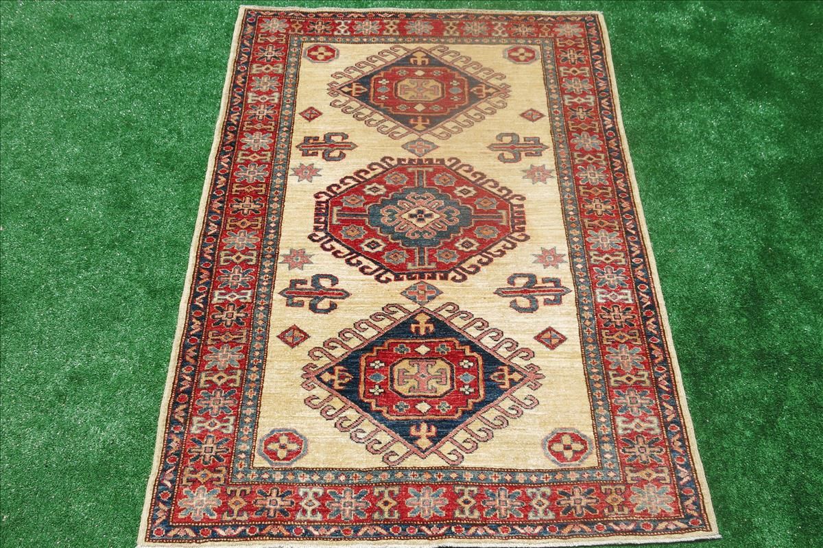 Oriental rug Kazak Exclusive