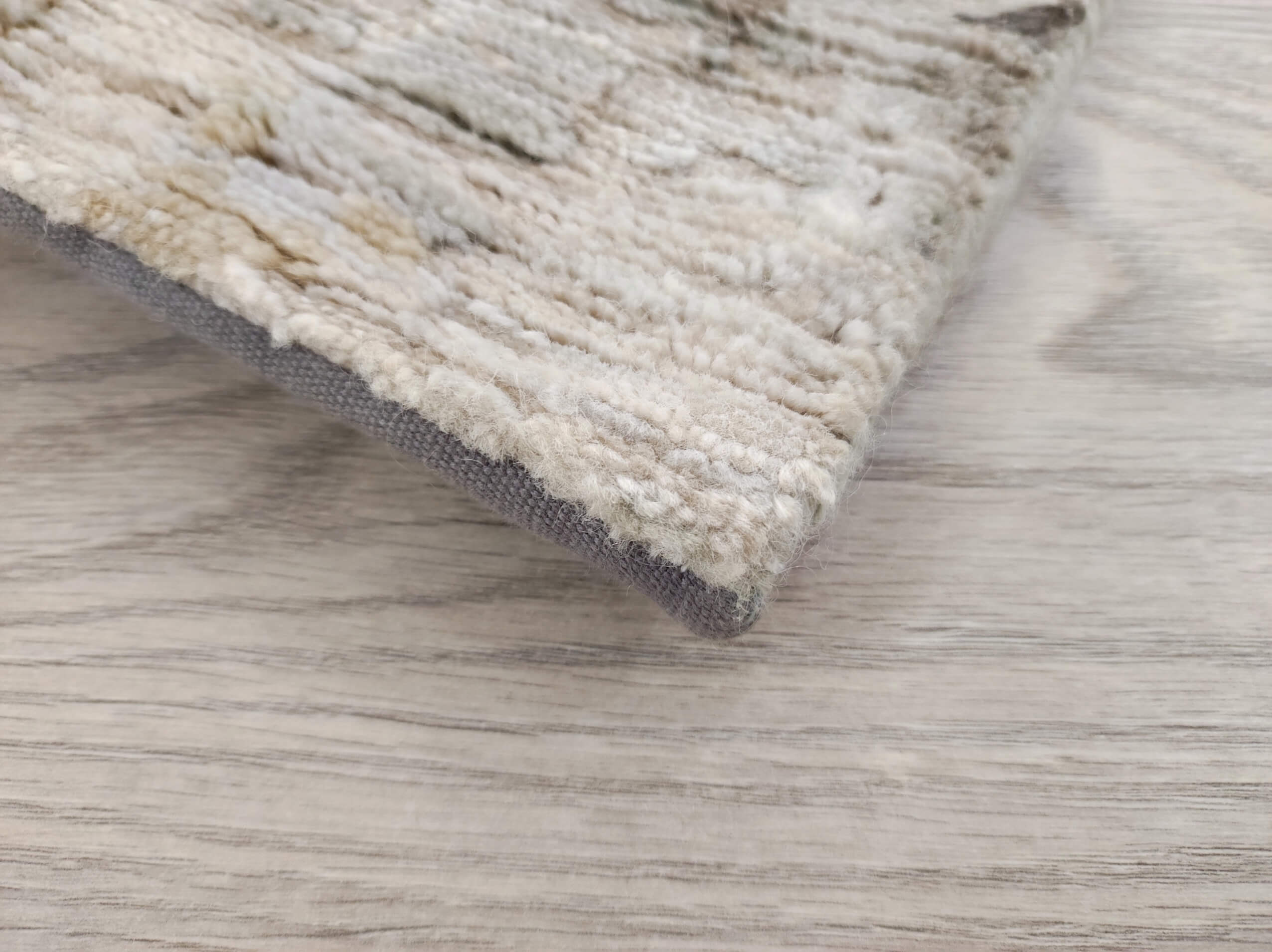 Moderner Teppich Ikat Royal