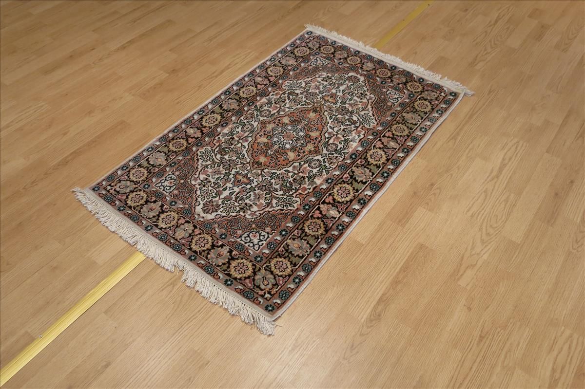 Oriental rug Ghom Super