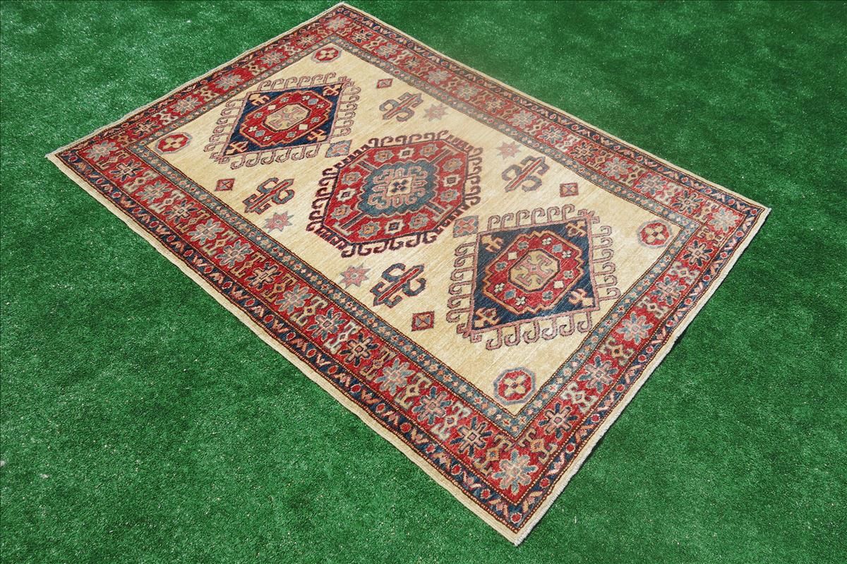 Oriental rug Kazak Exclusive