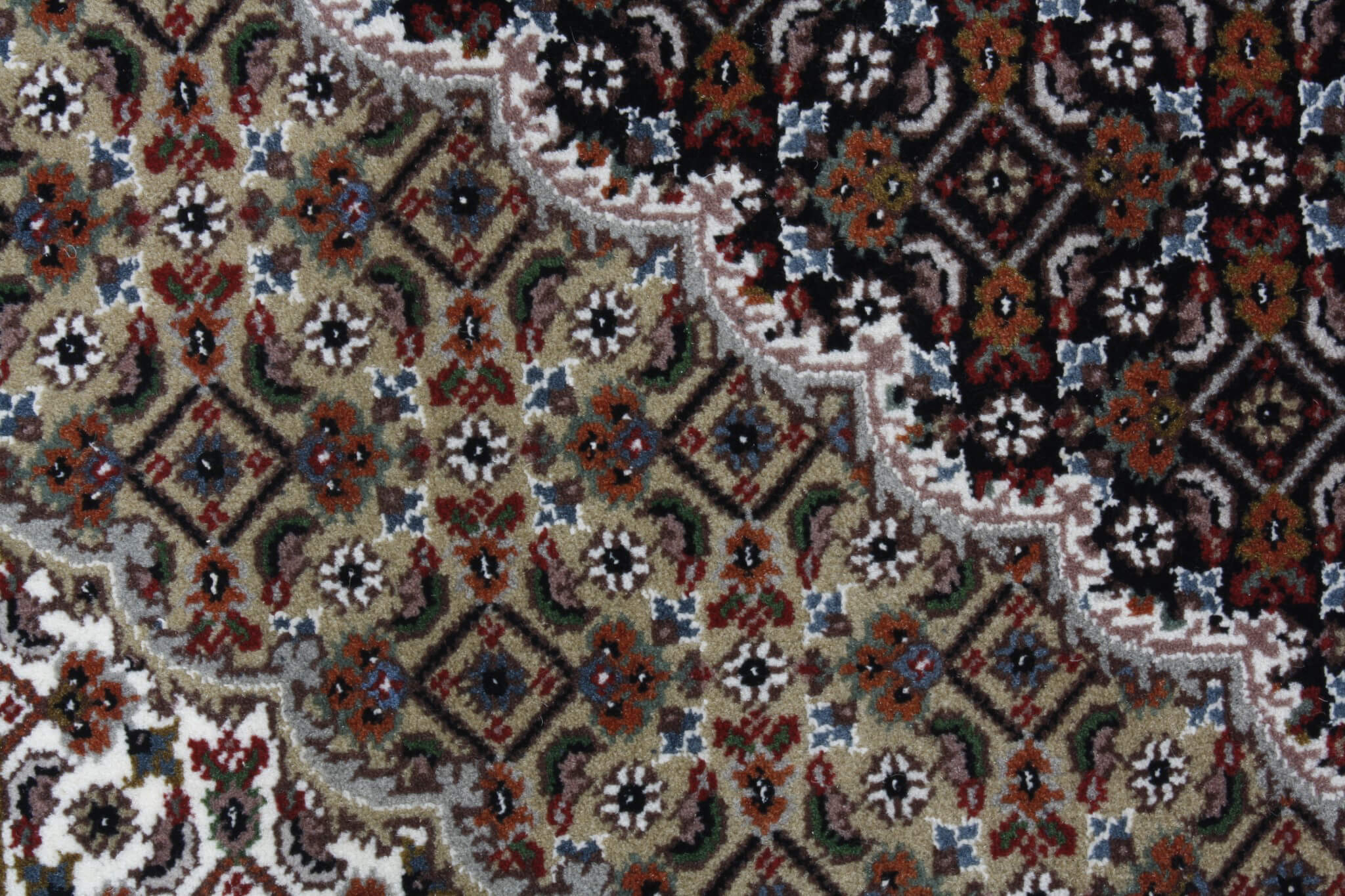 Perserteppich Tabriz Mahi