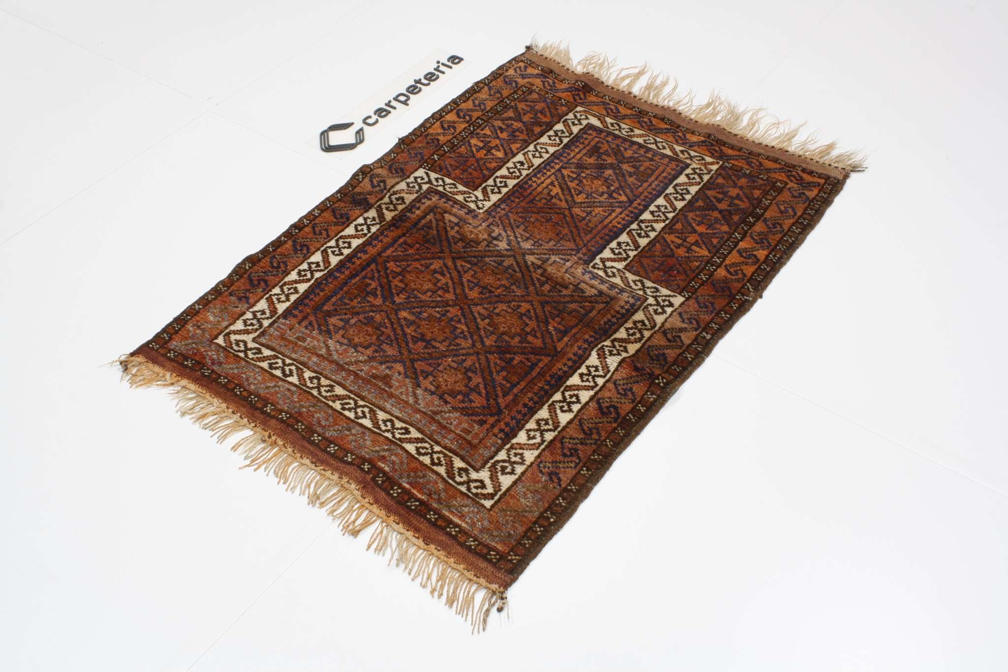 Taimani Jainamaz Semi-antik