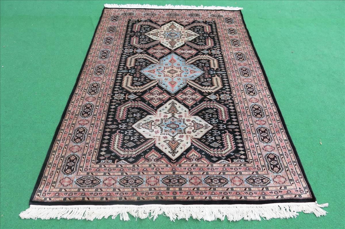 Oriental rug Mirpur Royal