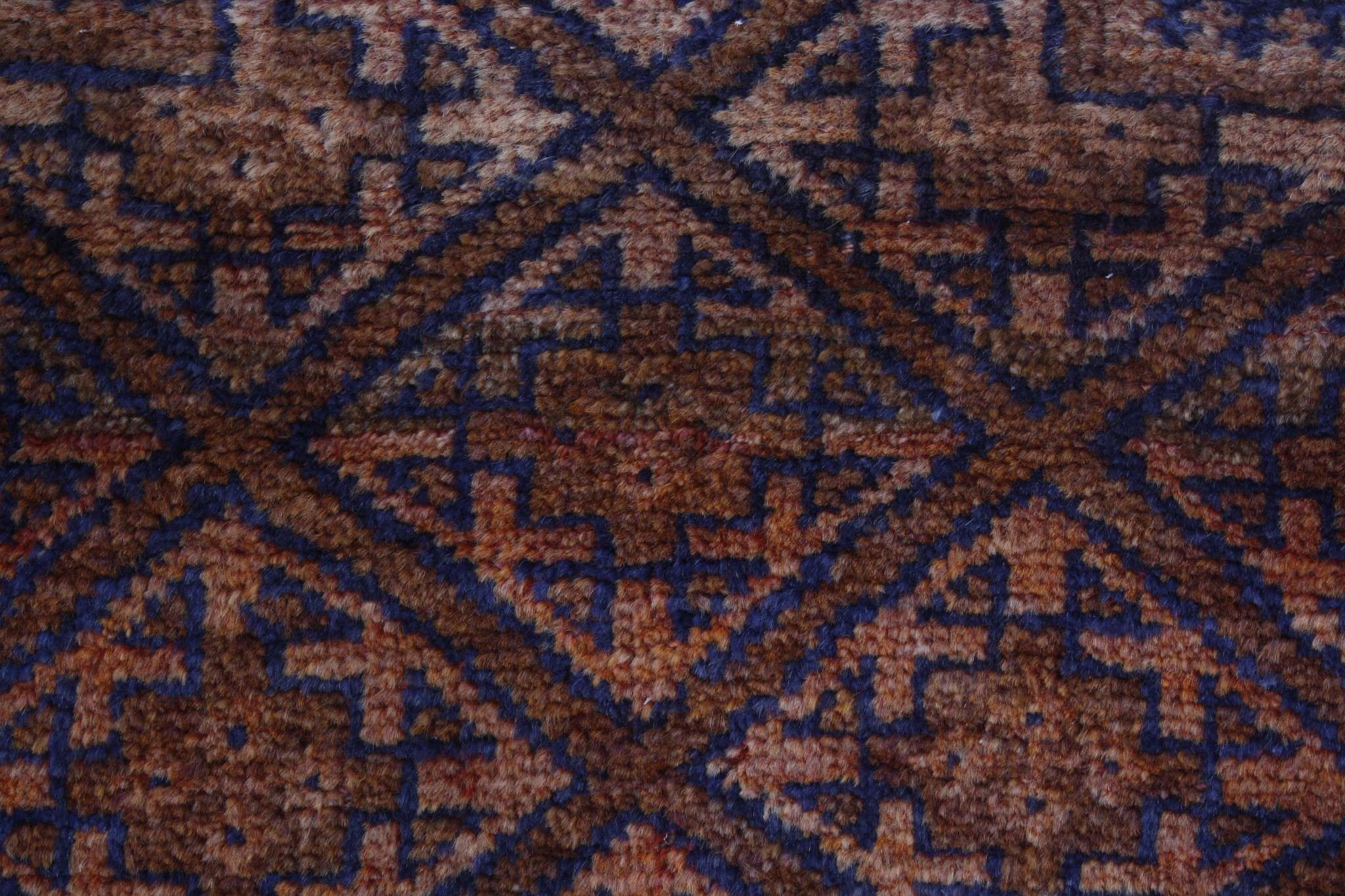 Taimani Jainamaz Semi-antik