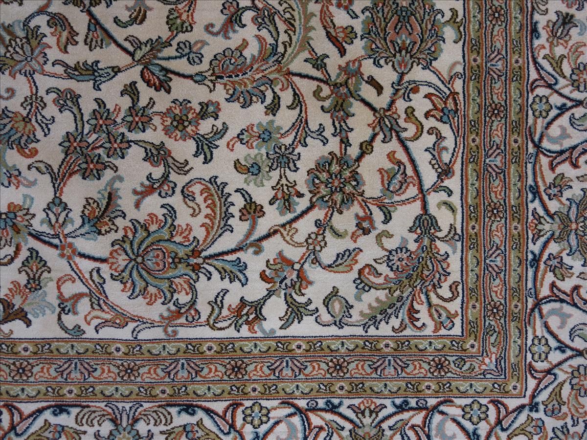 Oriental rug Kashmir Silk Royal