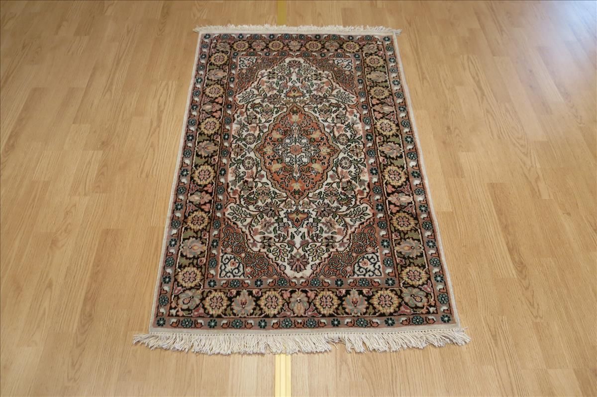 Oriental rug Ghom Super