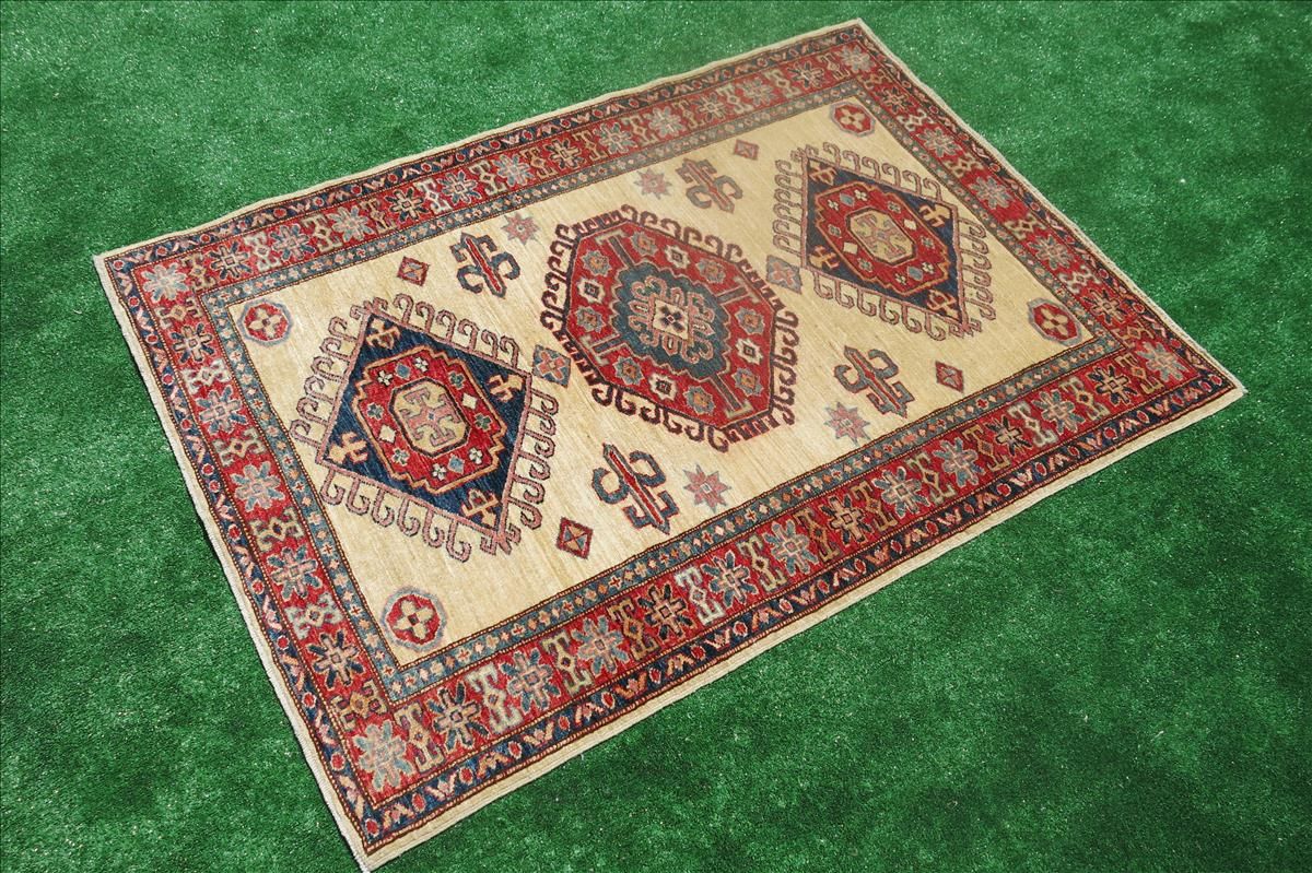 Oriental rug Kazak Exclusive