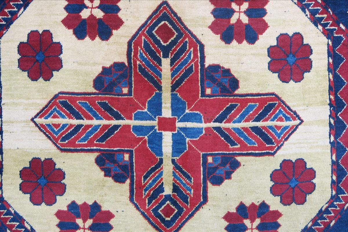 Oriental rug Hatchlu Exclusive