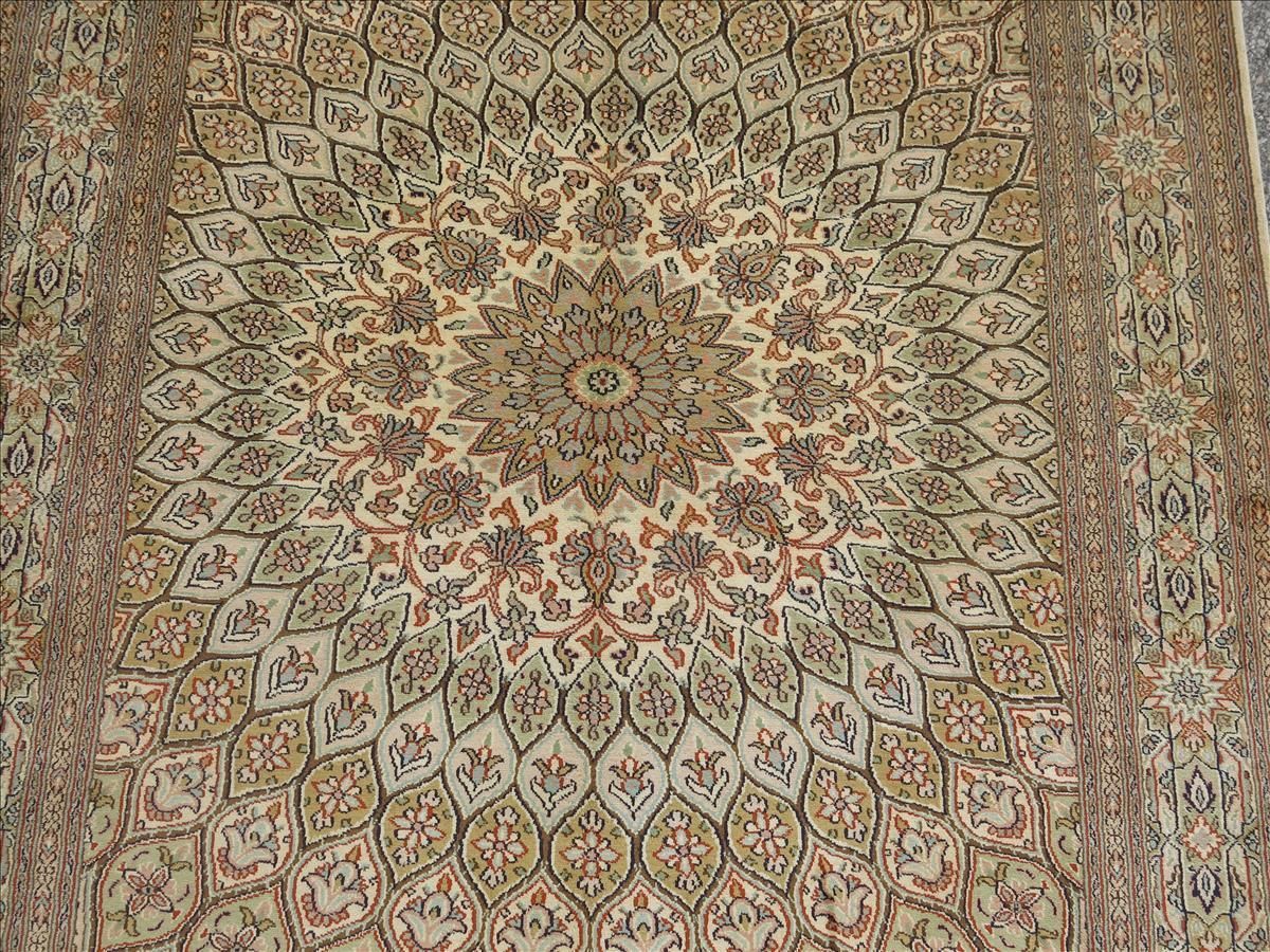 Kashmir-Seiden-Orientteppich Exklusiv