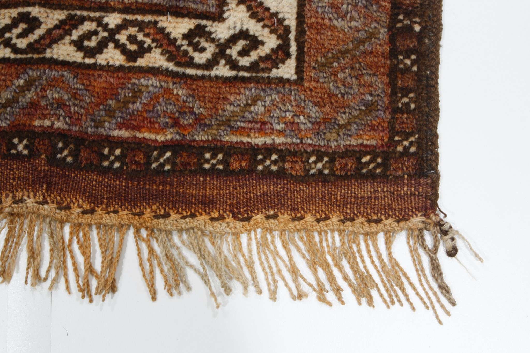 Taimani Jainamaz Semi-antik