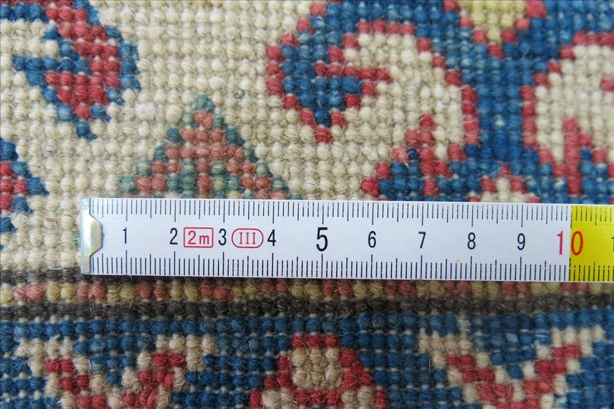Oriental rug Kazak