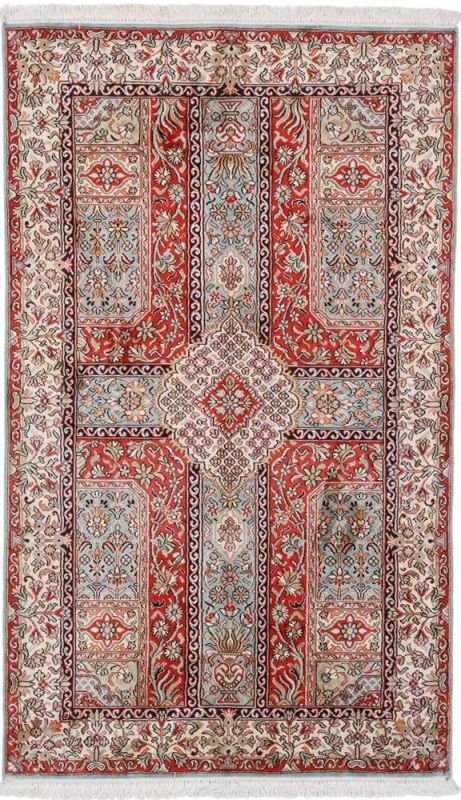 Oriental rug Kashmir