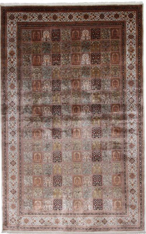Oriental rug Kashmir