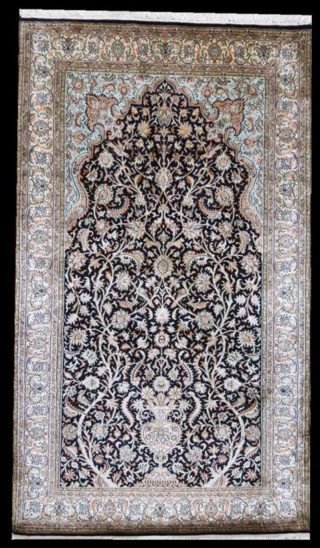 Oriental rug Kashmir Silk Royal