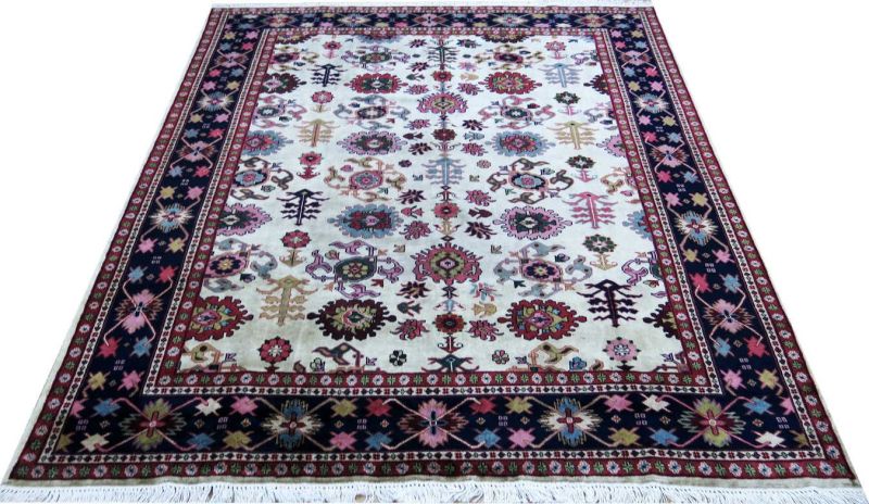 Oriental rug Keshan White Exclusive